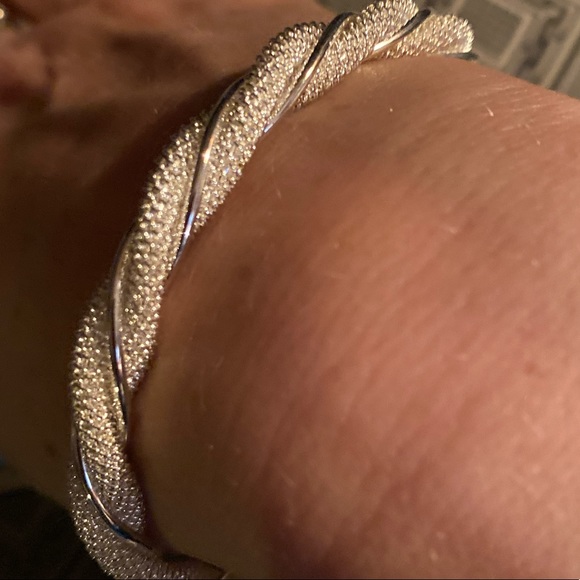 Let’s Still sell Just 💁🏼♀️‘ BE CLEAN ‘ - Picture 1 of 3